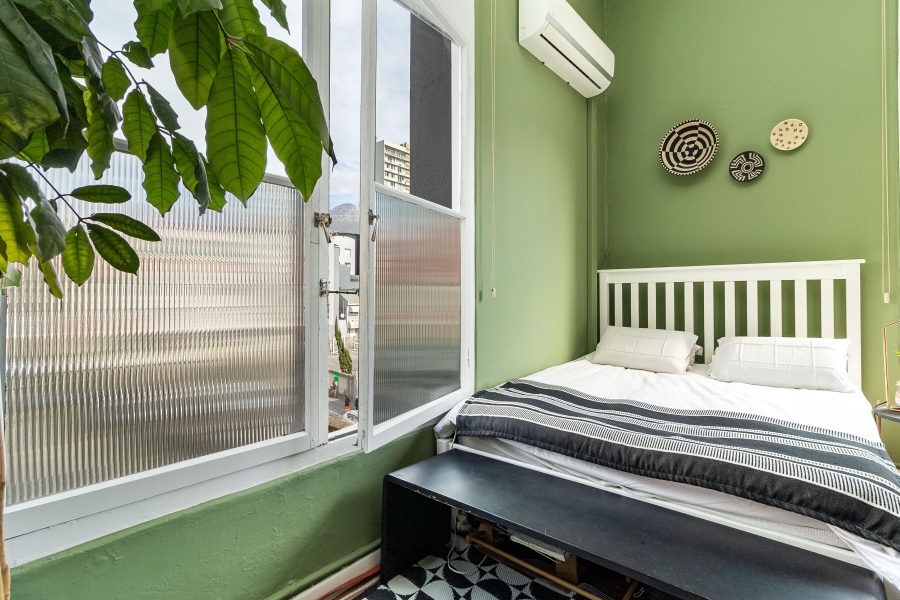 1 Bedroom Property for Sale in Cape Town City Centre Western Cape